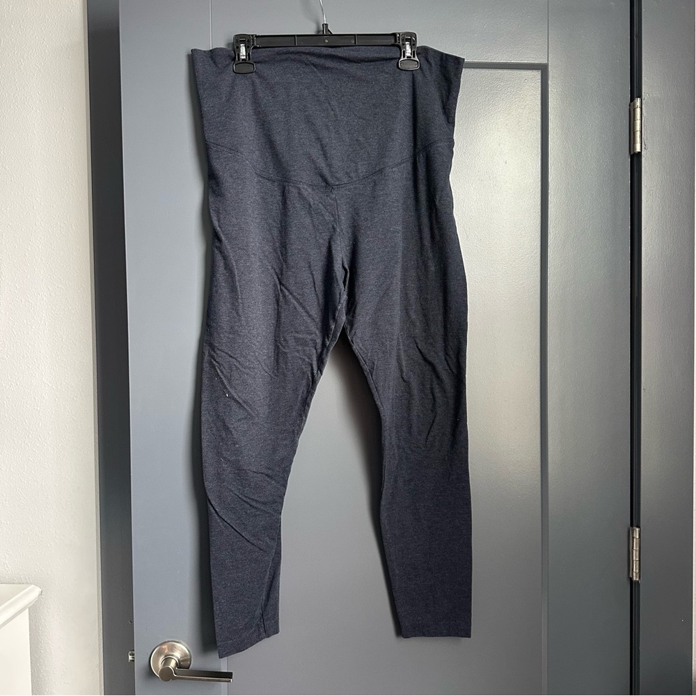 Old Navy Women’s Maternity Leggings 2 pairs for the price of 1!